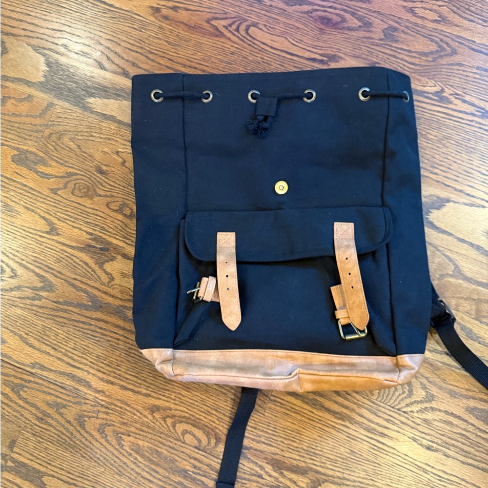 Elegant Black and Tan Men's Backpack